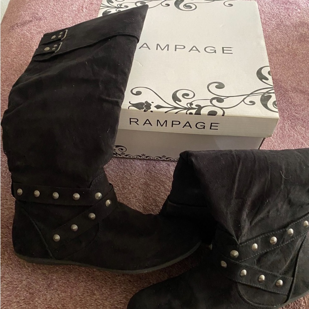 Boot - Picture 6 of 8